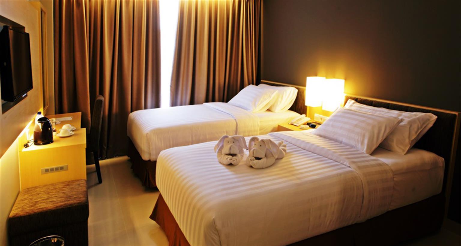 Maestro Kota Baru Hotel 4*